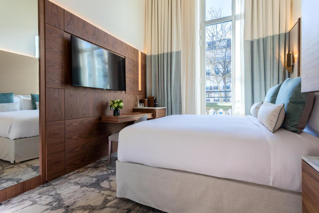 Classic Queen Room