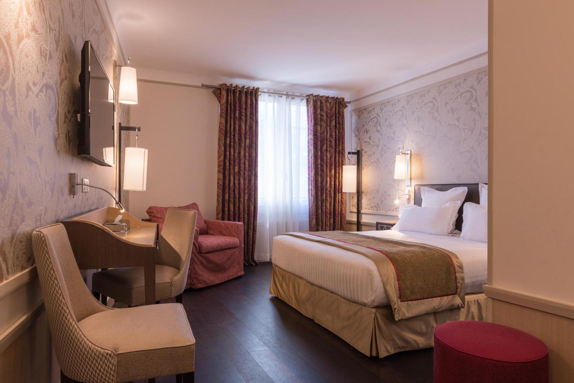 Suite (4 Adults)