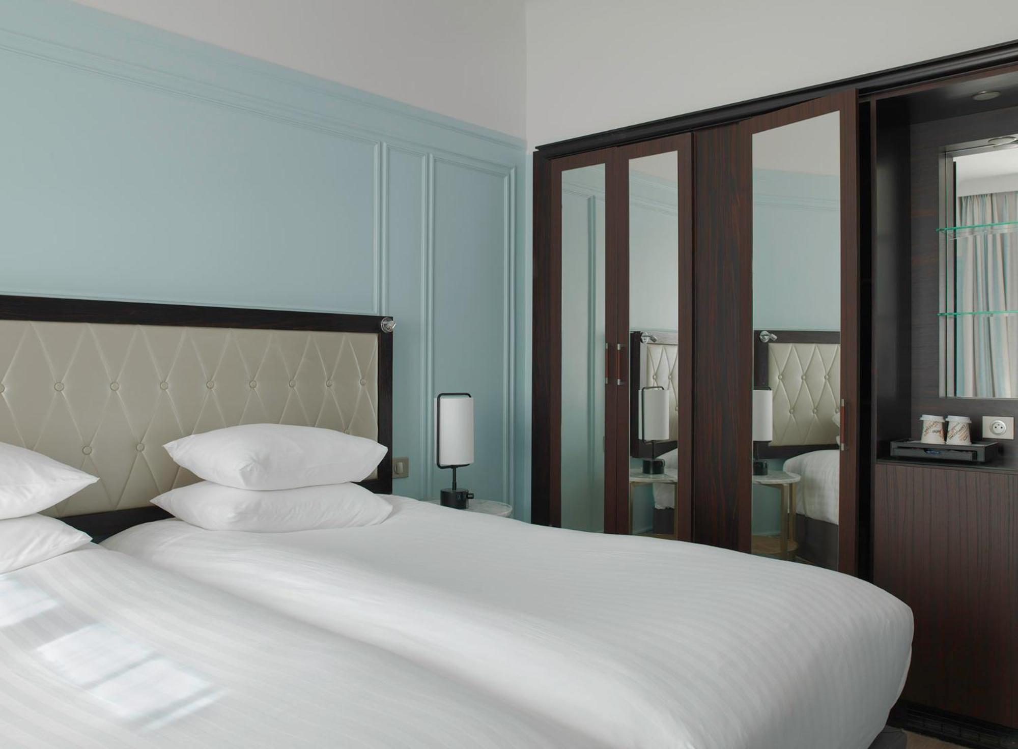 Executive Room with Twin Beds