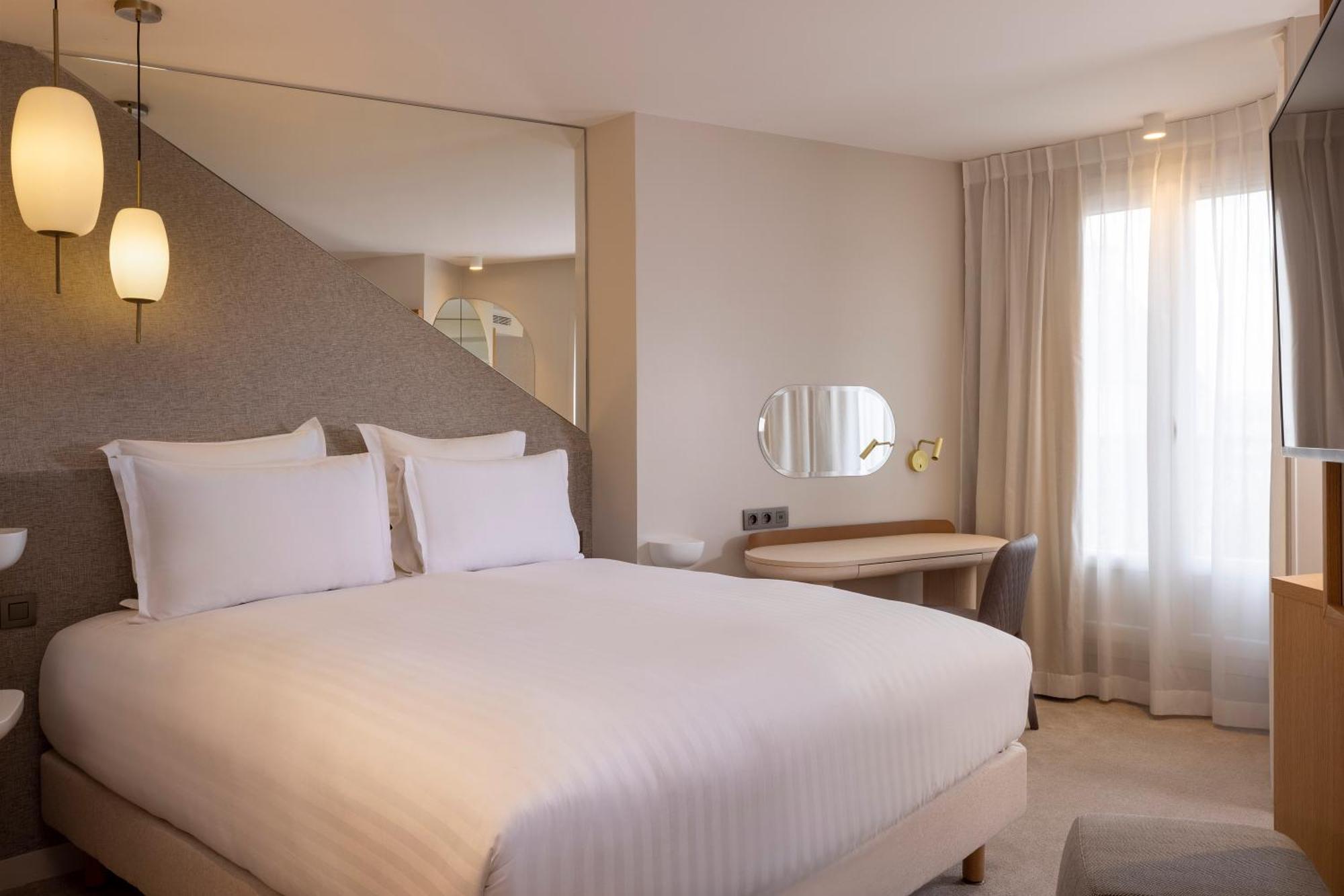 Deluxe Room with Balcony