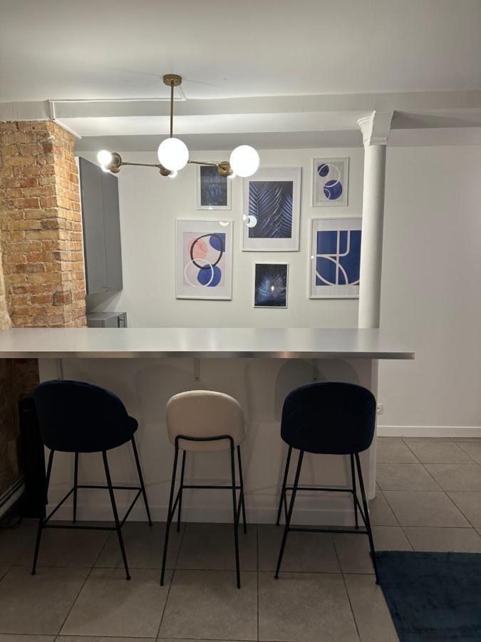 Standard Triple Studio