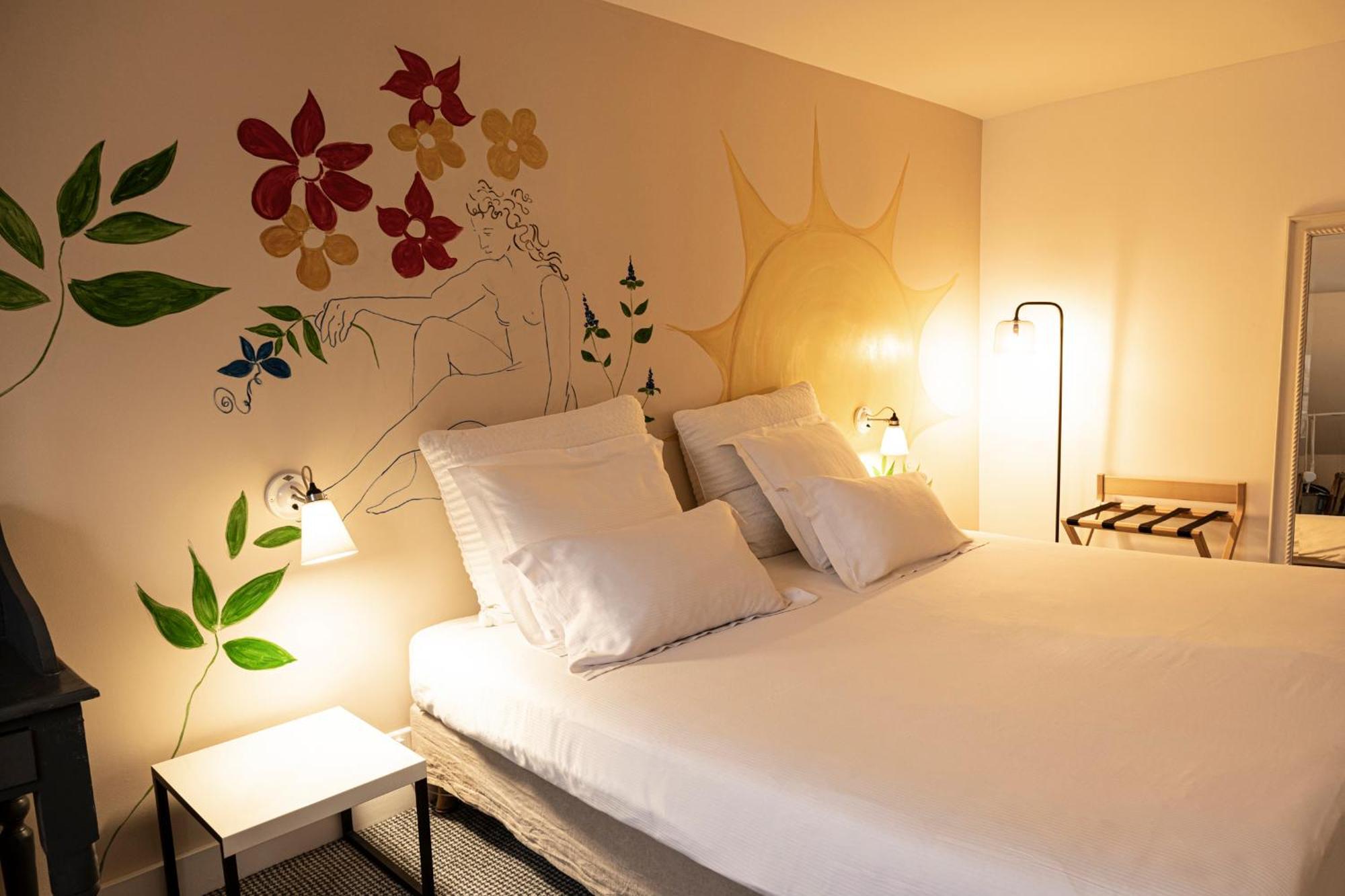 Nina Suite