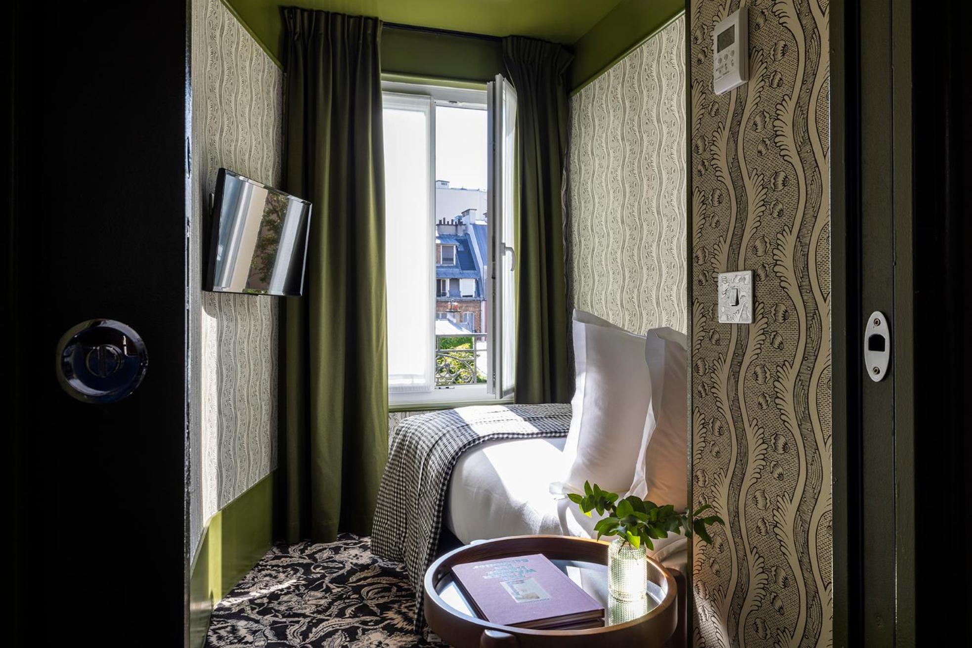 Prestige Room