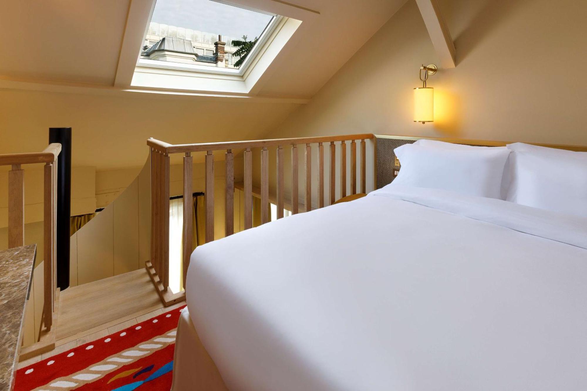 Duplex Queen Room