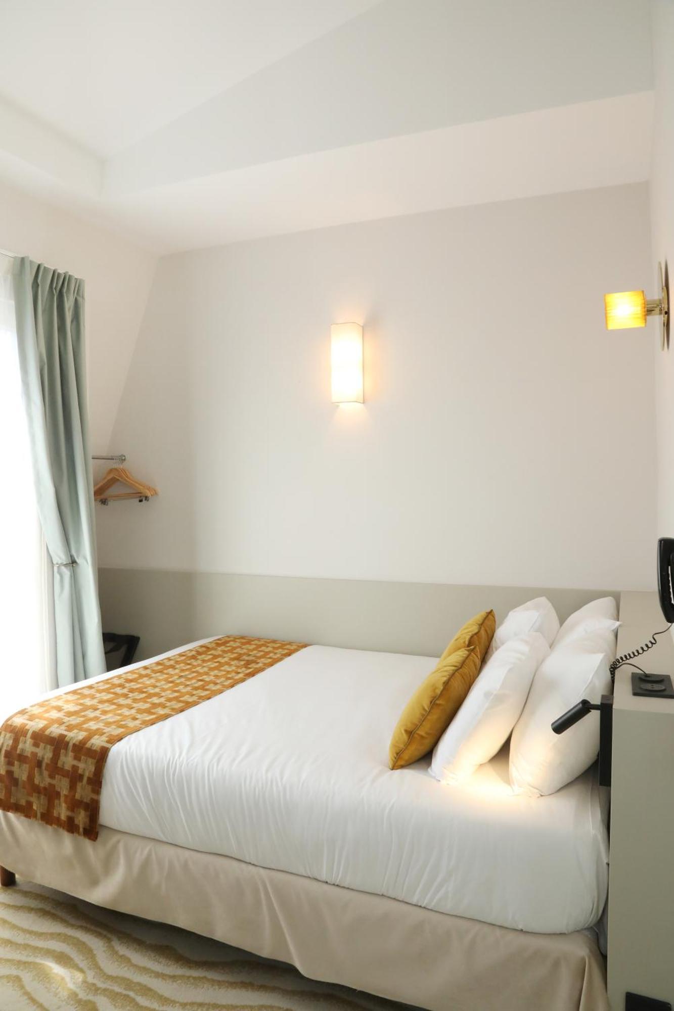 Small Classic Double Room