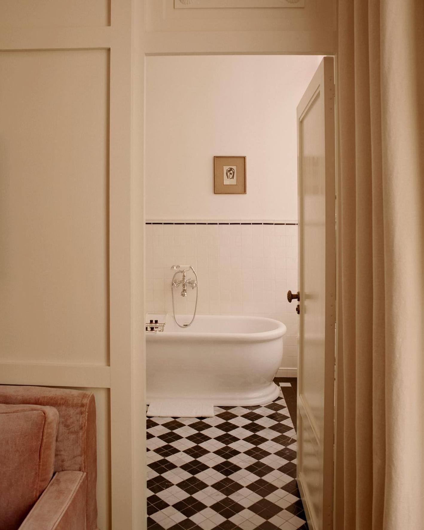 Prestige Room Voltaire