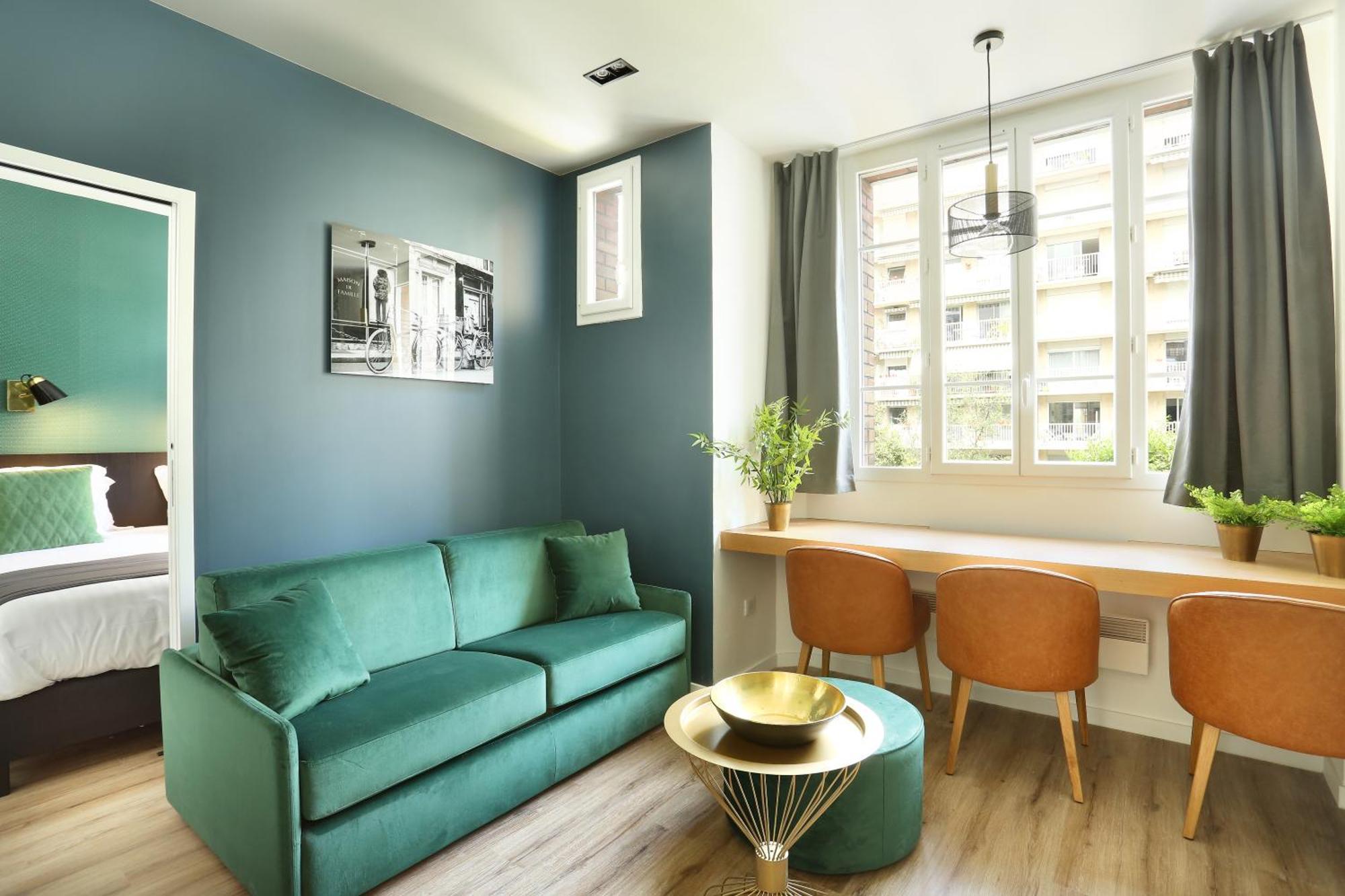 1 Bedroom Apartment Sofa Bed