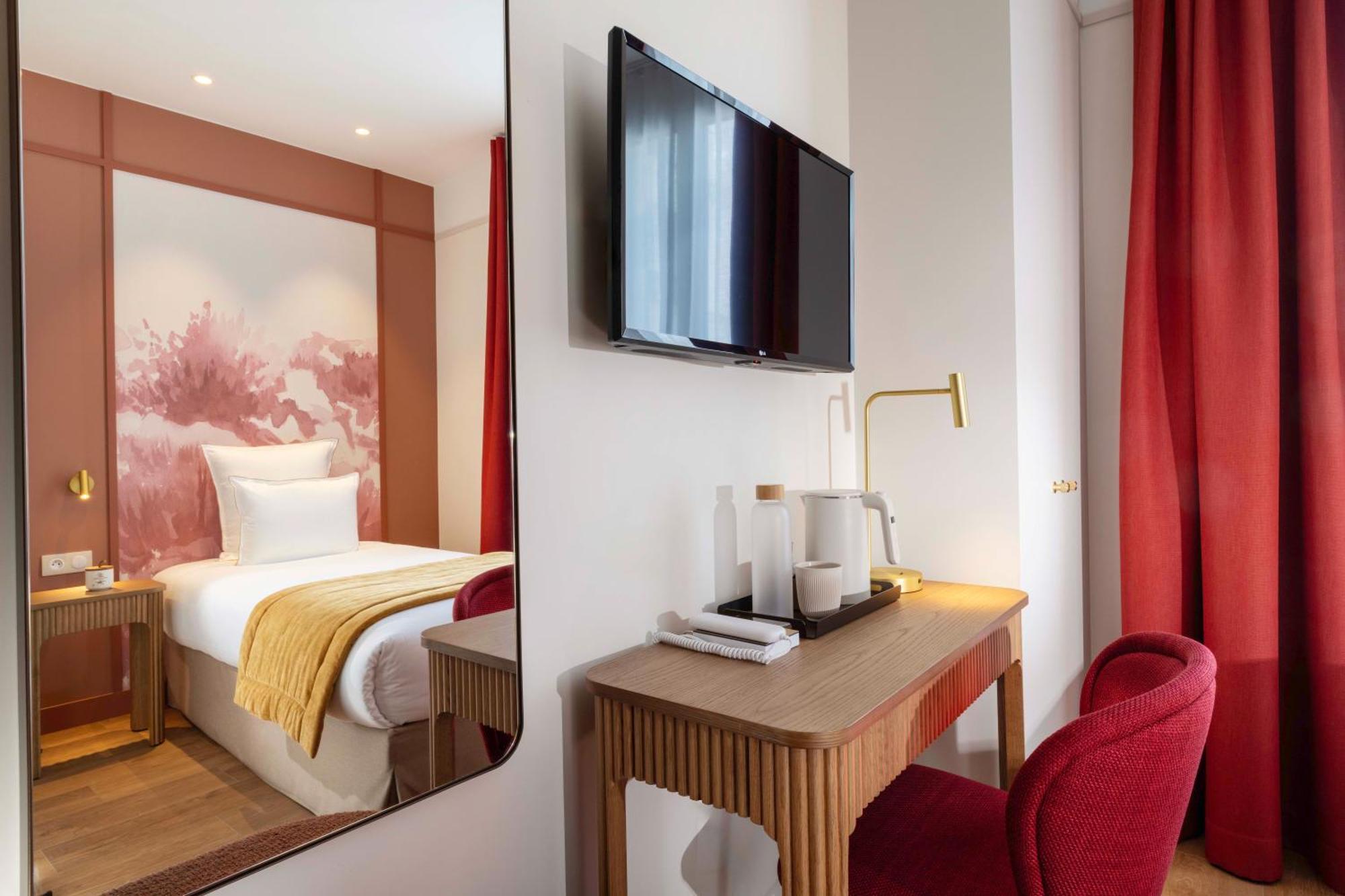 Standard Single Room