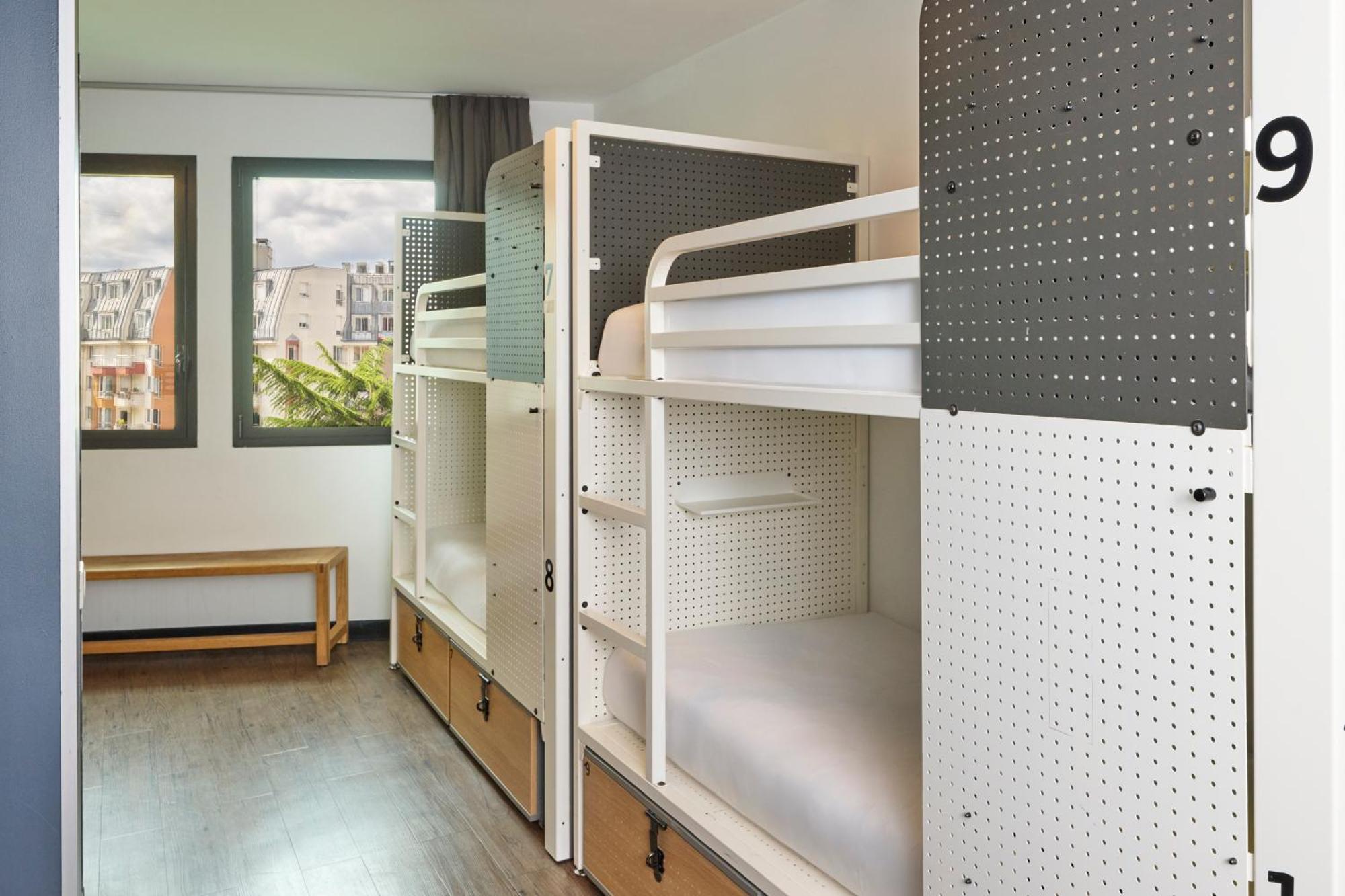 Bed in 10-Bed Mixed Dormitory Room