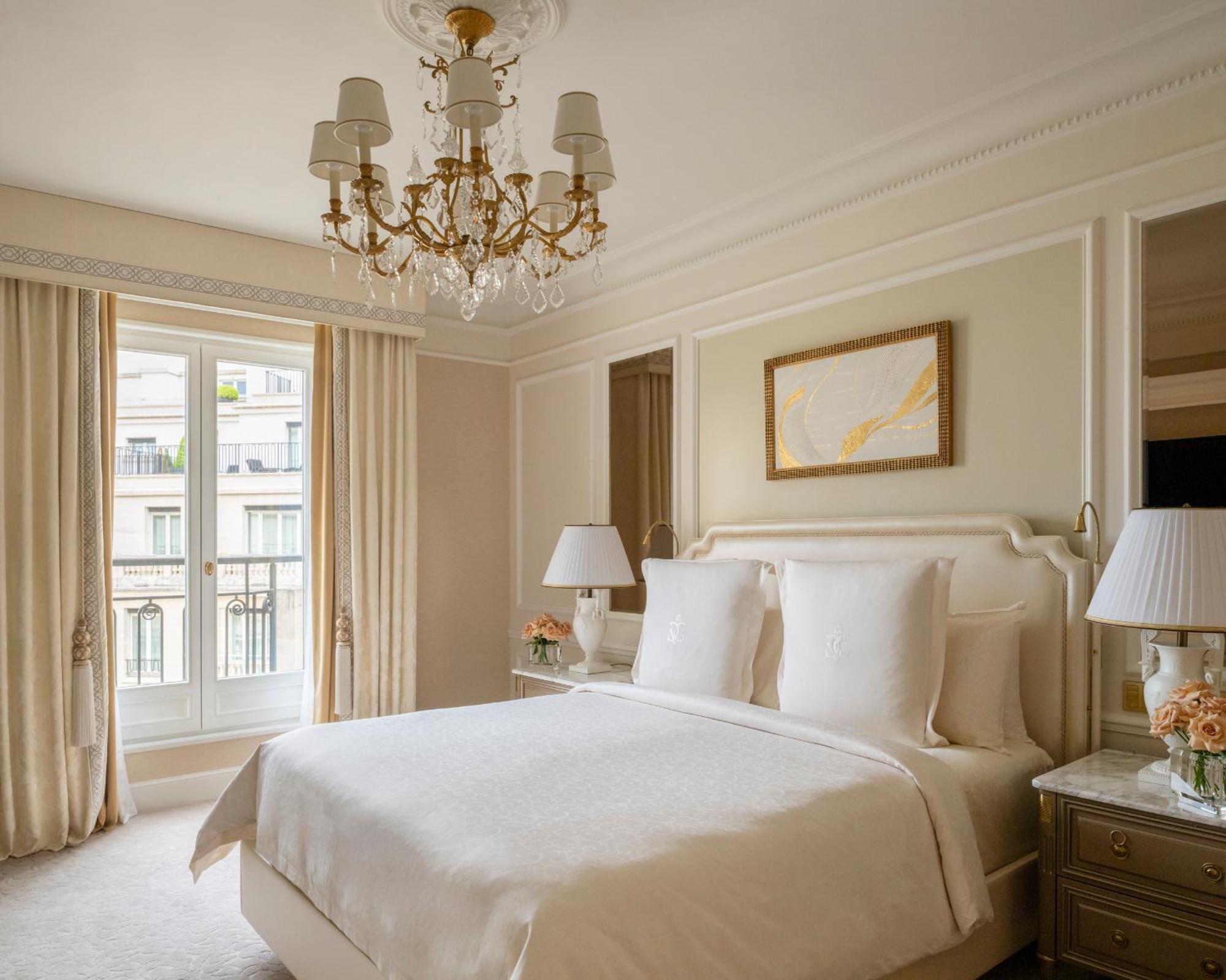 Premier King Room