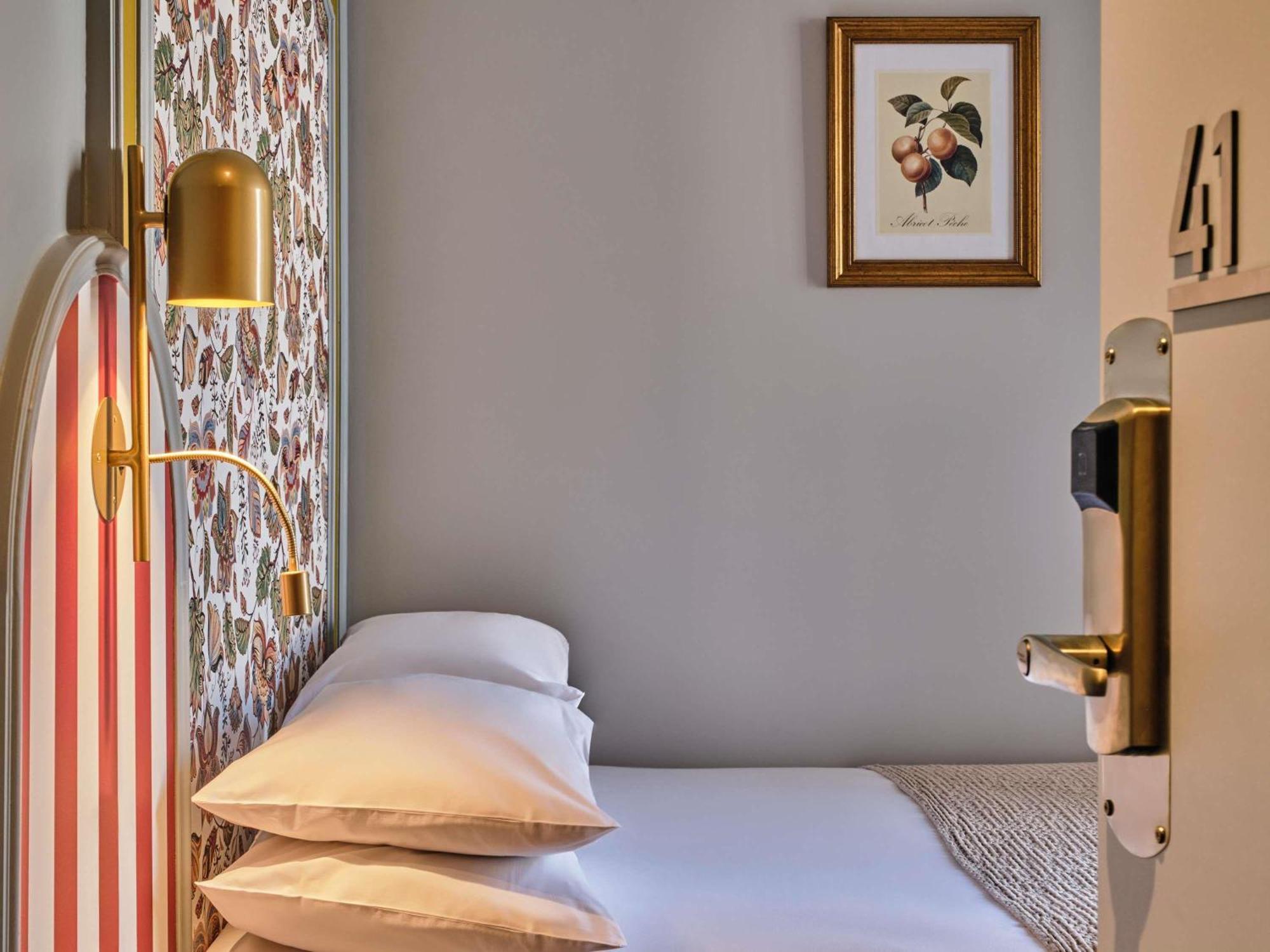 Classic Single Room