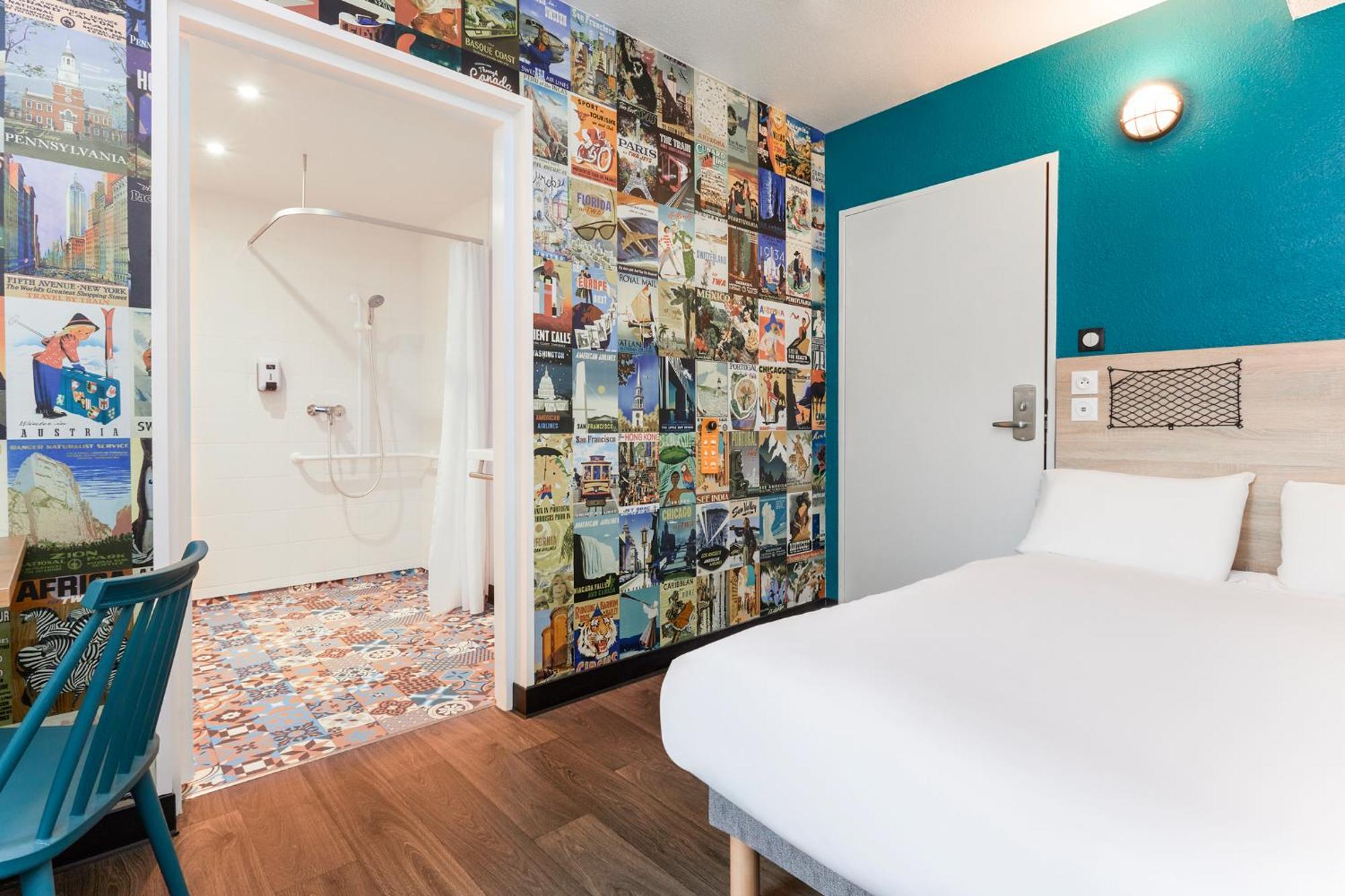 Cabrio Room Private Bathroom Mobility Access