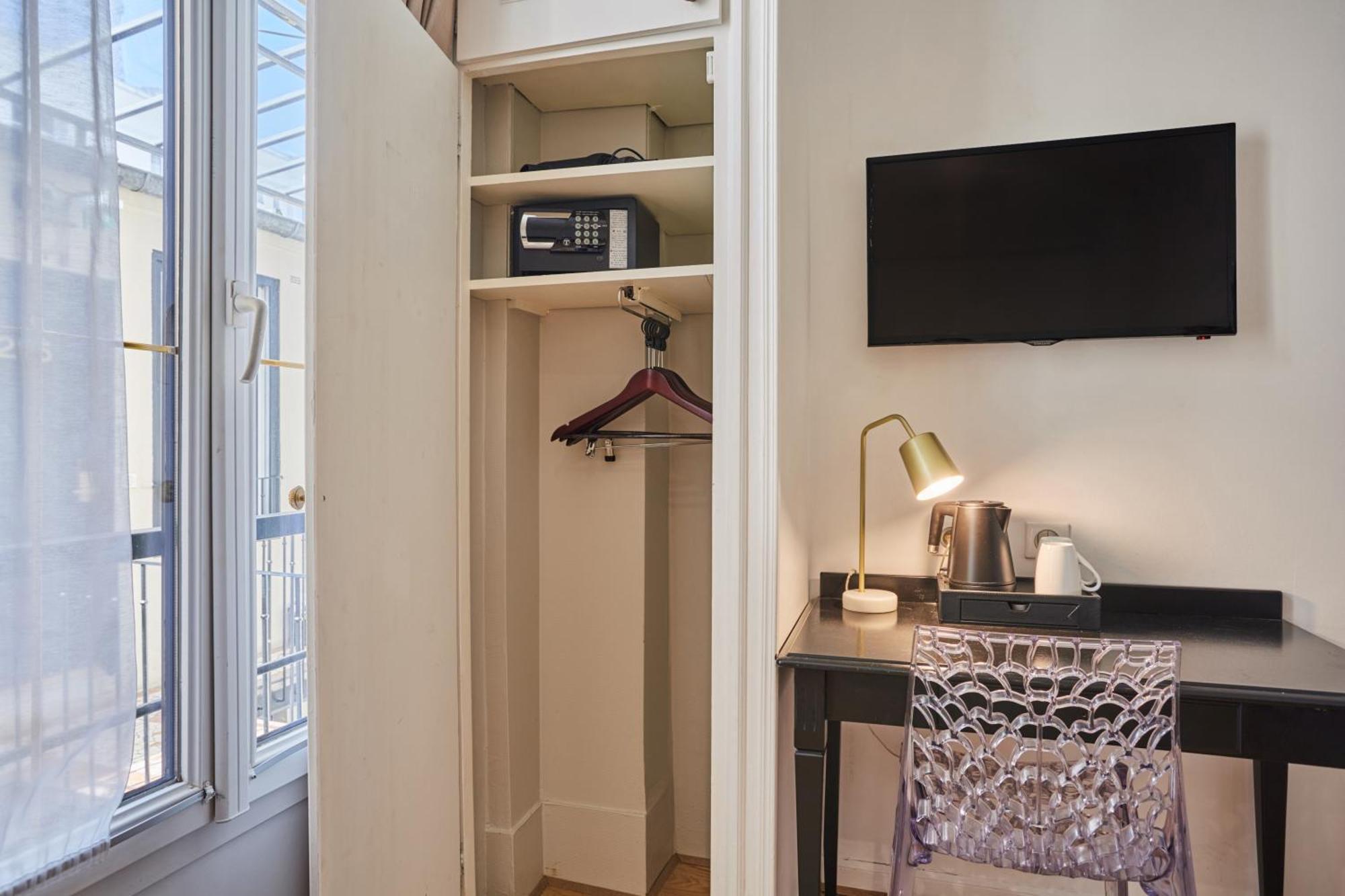 Standard Twin Room,1765572152:JPEG
