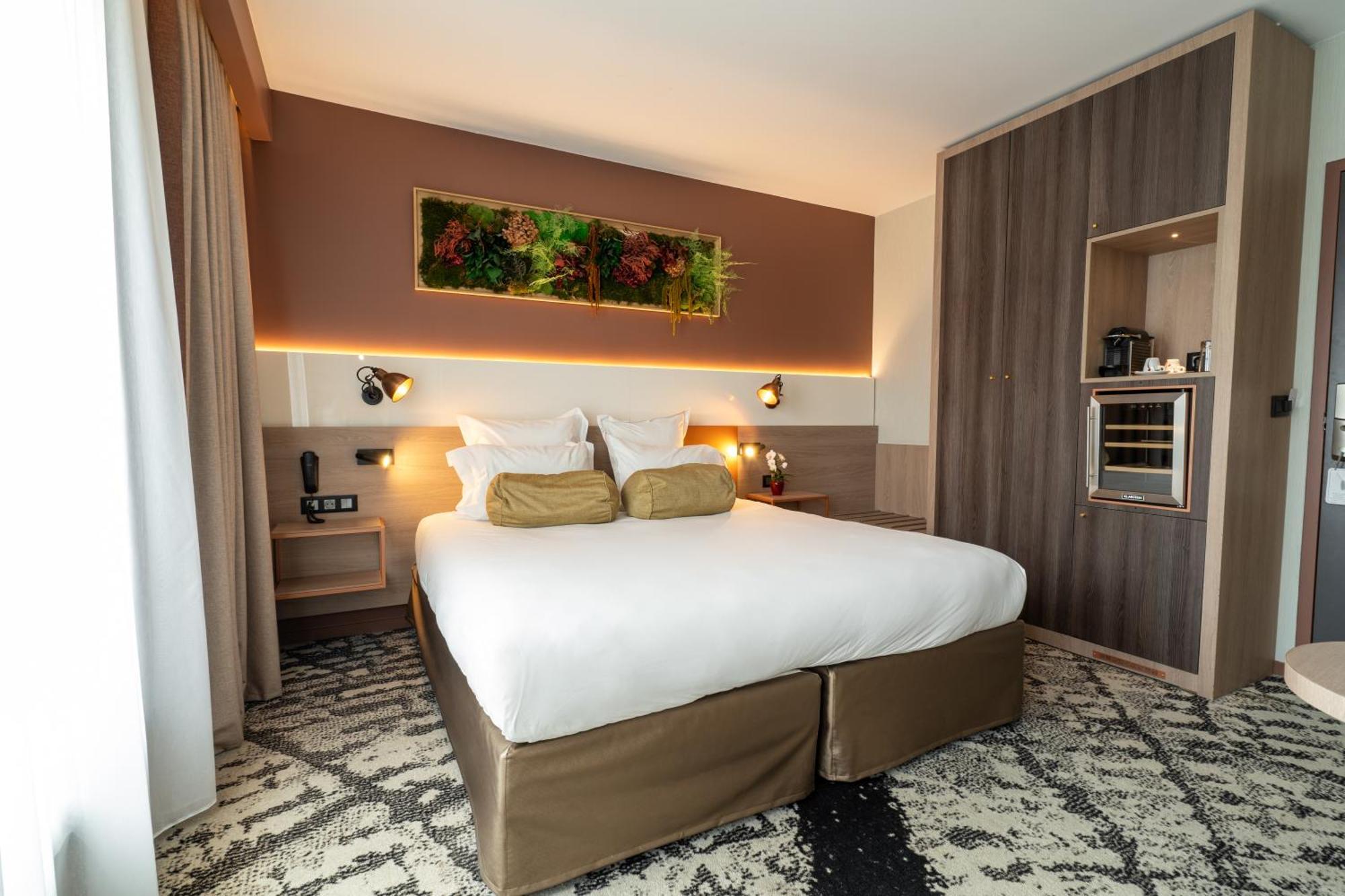 Double Room Terrace,1773985820:JPEG