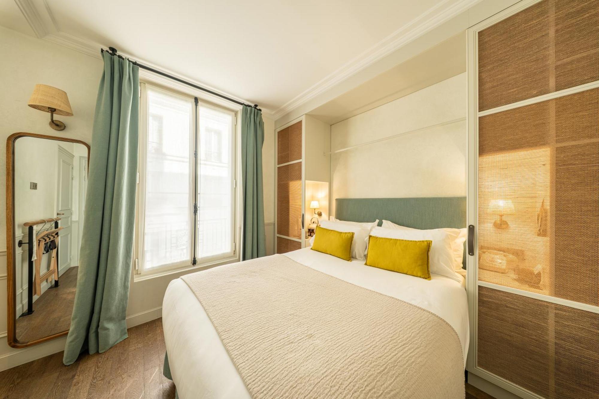 STANDARD SINGLE ROOM