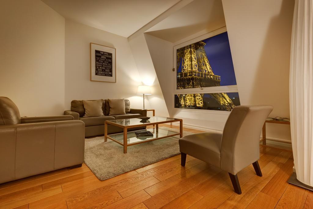Four-Bedroom Penthouse - Eiffel Tower