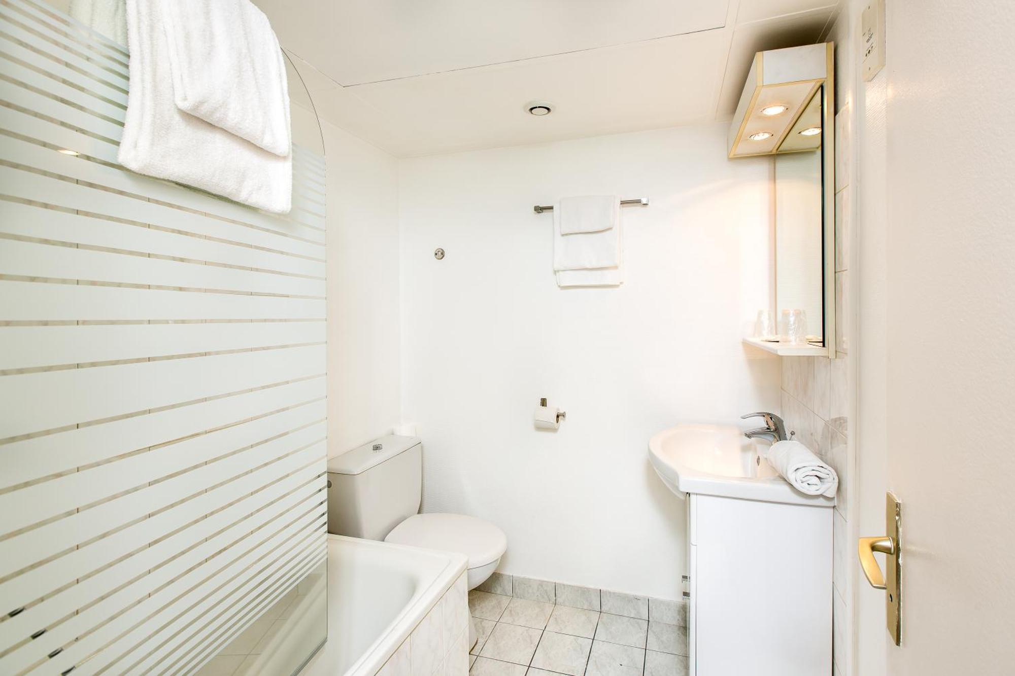 Superior Double Room,1611114908:JPEG