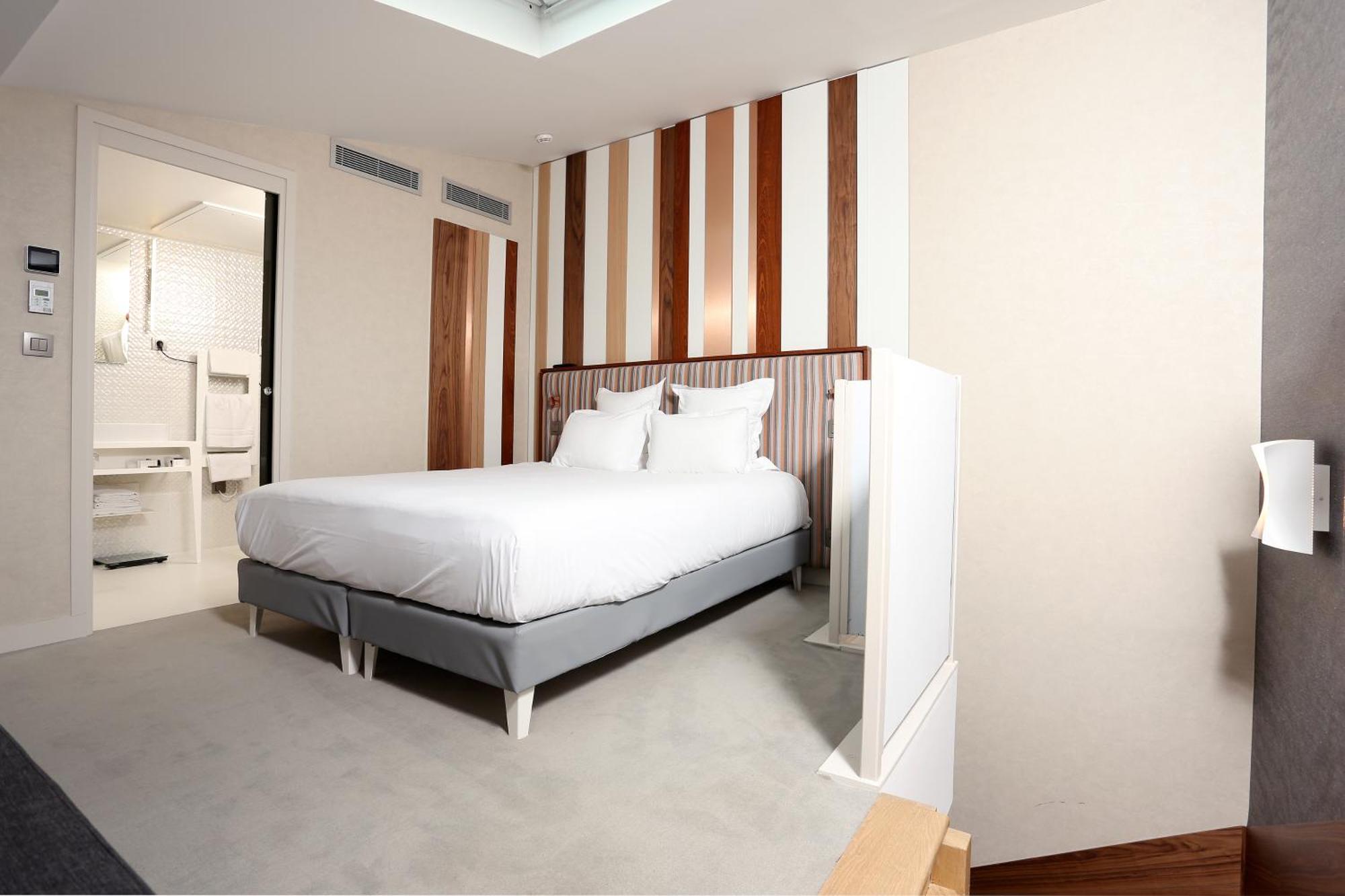 Duplex Apartment (4 Adults)