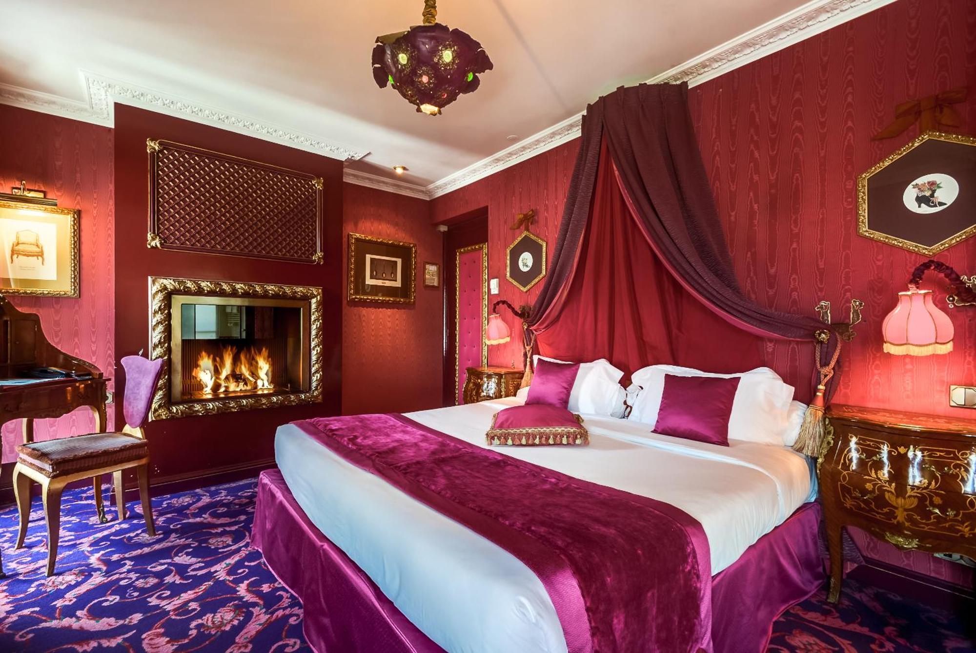 Junior Suite with Spa Bath,604663659:JPEG