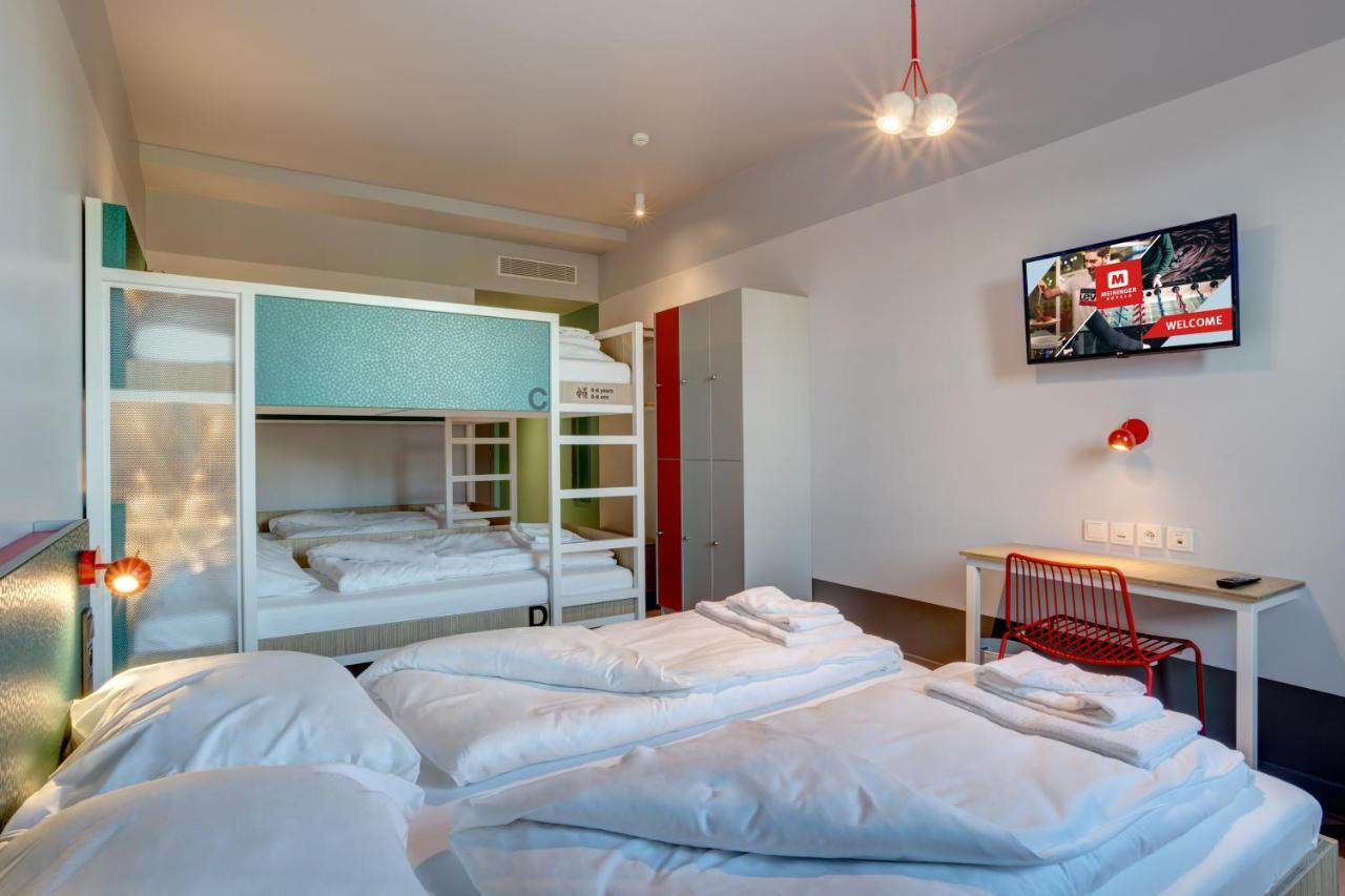 Bed in 6-Bed Mixed Dormitory Room