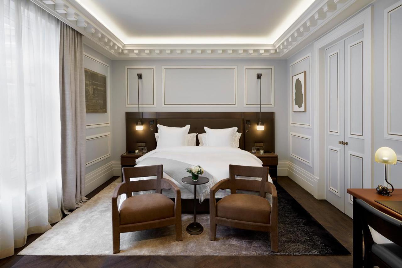 Deluxe Suite private access to Jacuzzi Sauna Hamman