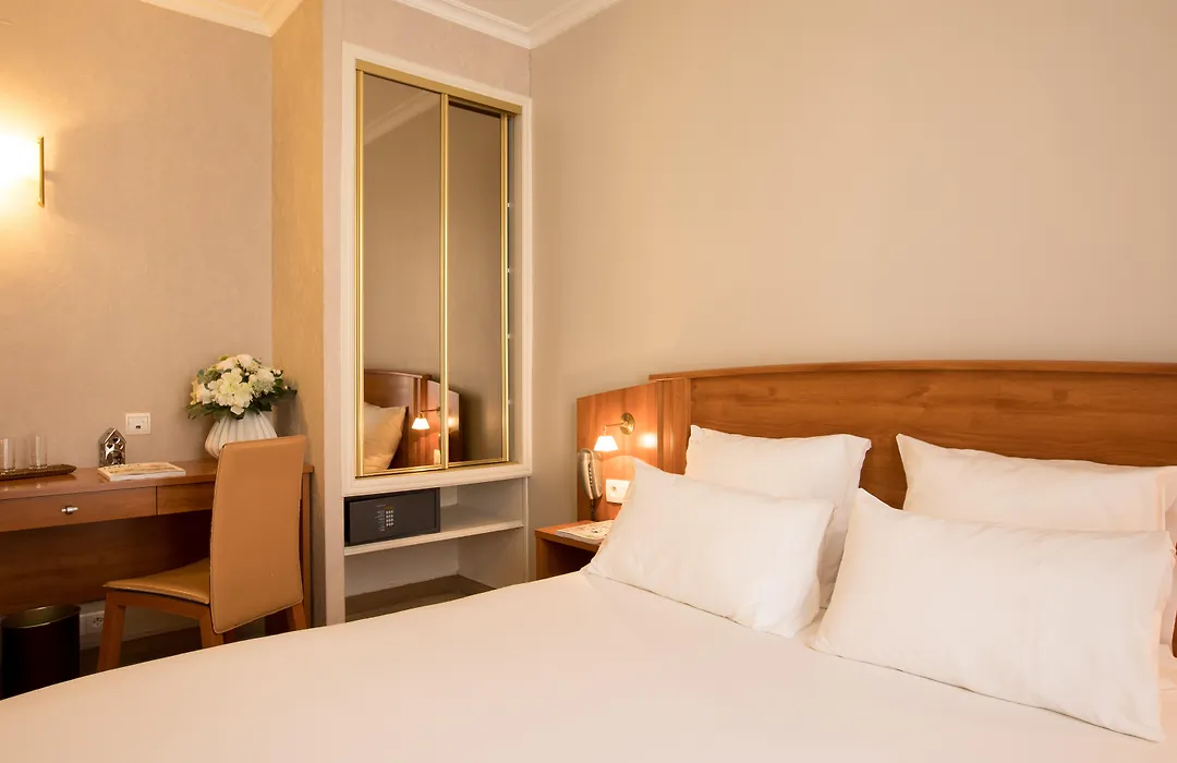 Hotel Elysees Opera-1
