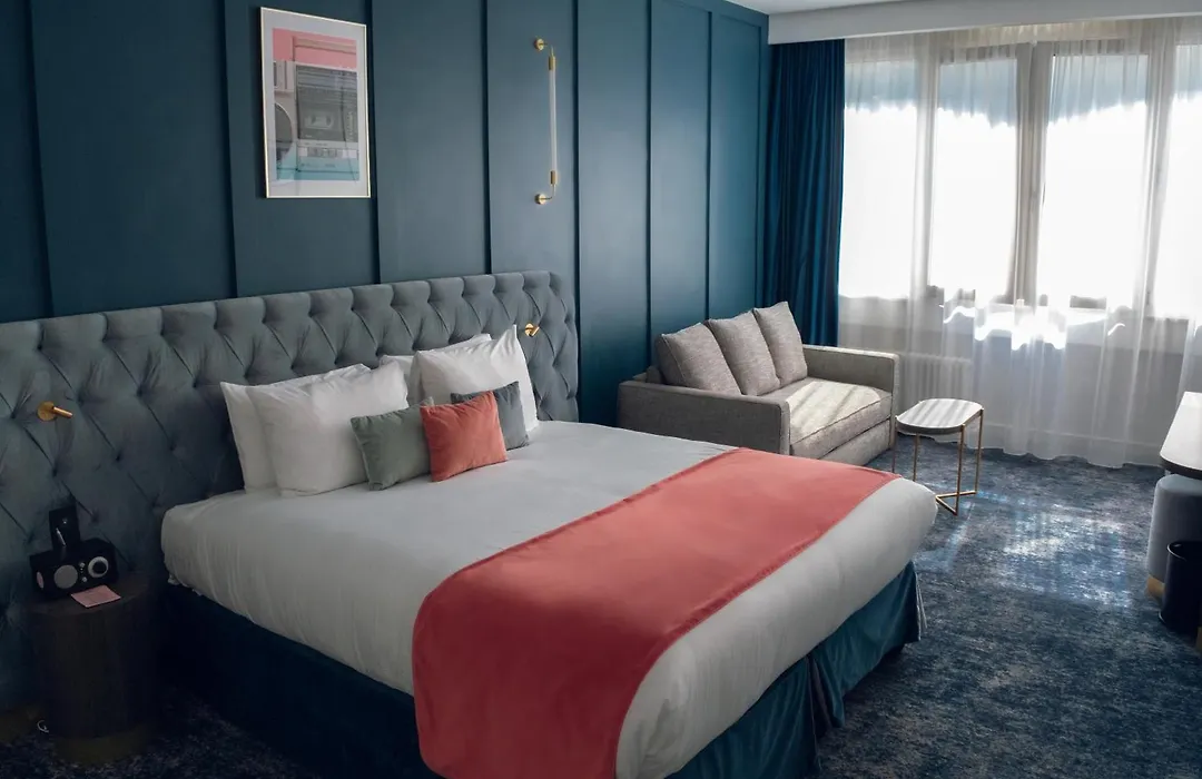 Pley Hotel-1