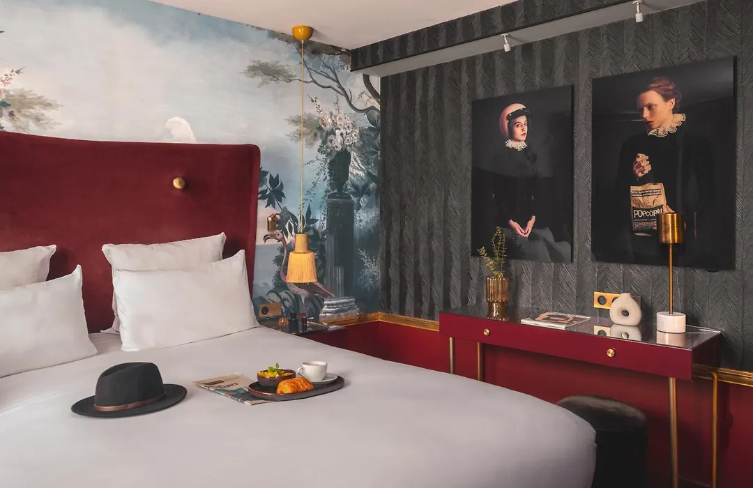 Snob Hotel-1