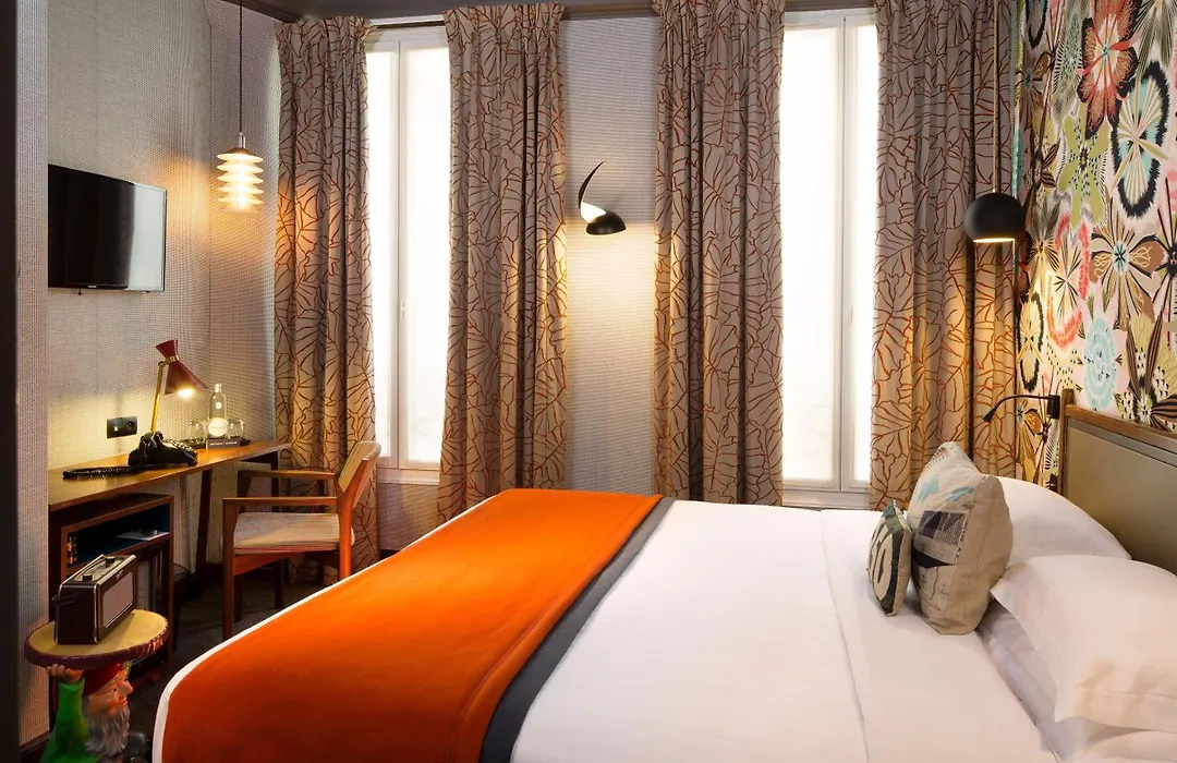 Hotel Les Dames Du Pantheon-1