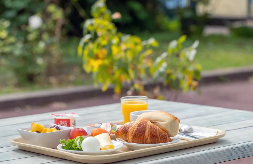 Hotel Cis Paris Maurice Ravel-1