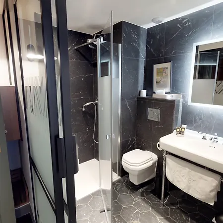 Mom'Art Hotel-2