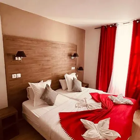 Jeff Hotel-3