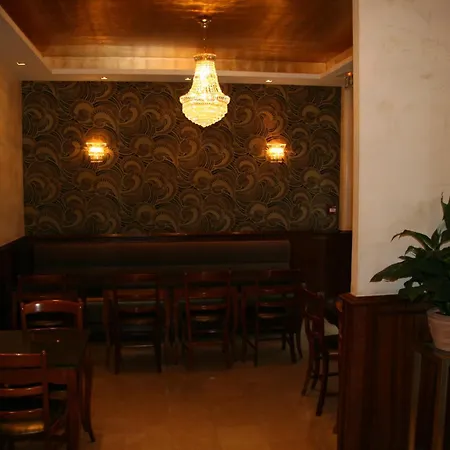 Hotel Bellevue Saint-Lazare-3
