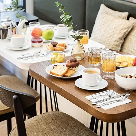 Best Western Premier The Blake Paris Gare Saint Lazare-2