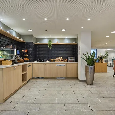 Appart'Hotel Odalys City - Paris Montmartre-2