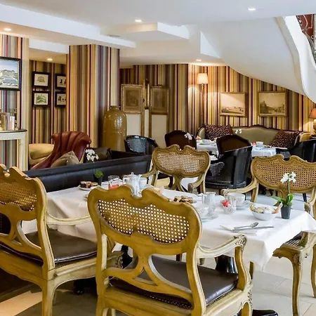 Hotel Chateaubriand-3