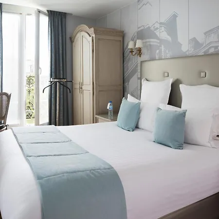 Hotel Plaza Elysees-2