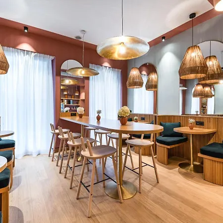 O.Lysee Hotel-2