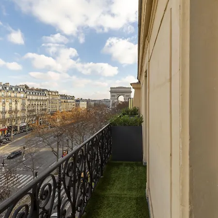 Hotel Montfleuri Champs-Elysees-3