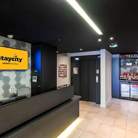 Staycity Aparthotels Paris Gare De L'Est-2