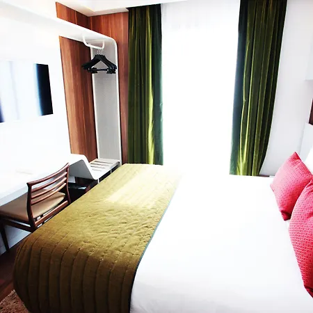 Hotel Eiffel Turenne-3