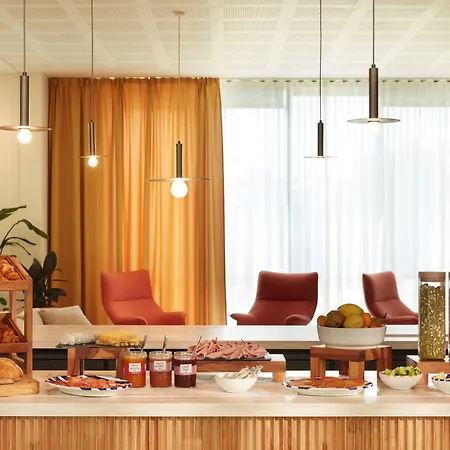 Okko Hotels Paris Rosa Parks-2