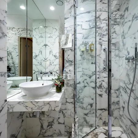 Le Belgrand Hotel Paris Champs Elysees, Tapestry By Hilton-3